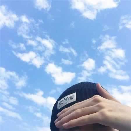 账号审核不给出款解决办法这里有办法.文章引题(图)
