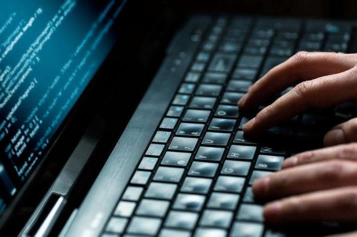 被黑系统维护审核不能出款.内容概略（图）